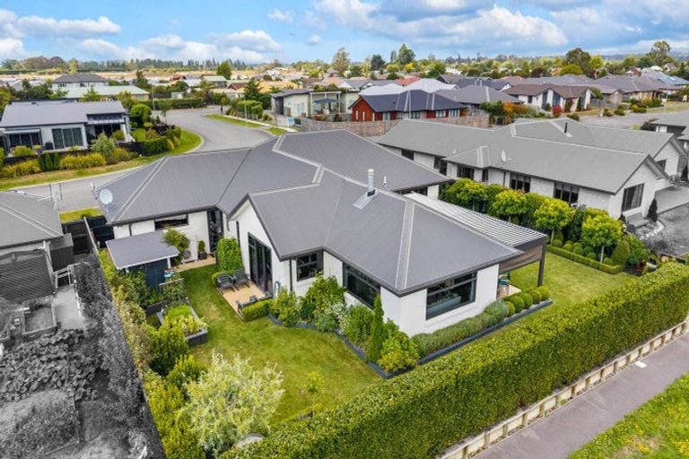 Photo of property in 3 Pemberton Drive, Amberley, 7410