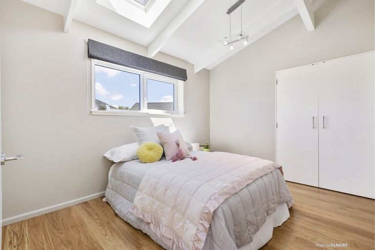 Photo of property in 1 Tamahine Street, Maupuia, Wellington, 6022