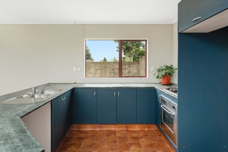 Photo of property in 1 Smylie Close, Ohauiti, Tauranga, 3112