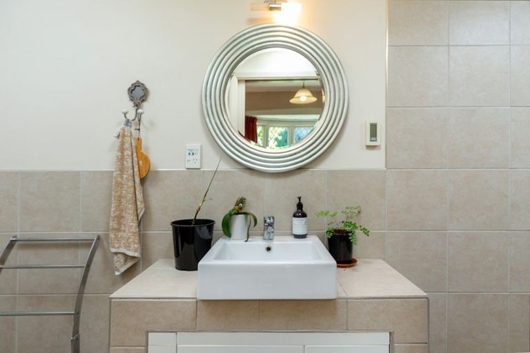 Photo of property in 32 Eltham Road, Blenheim, 7201