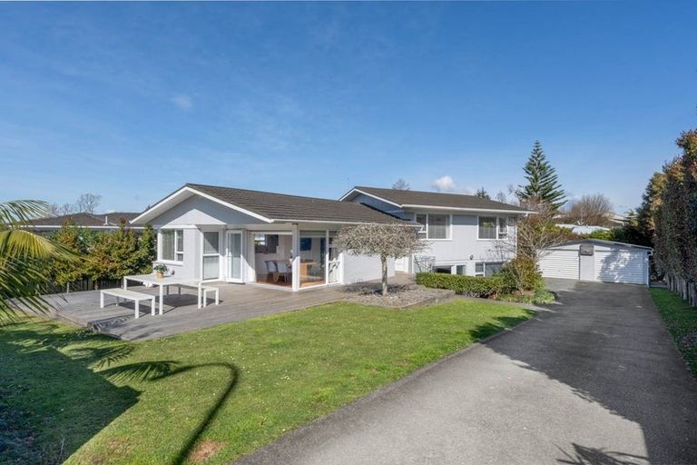 Photo of property in 12 Fordyce Avenue, Sunnyhills, Auckland, 2010