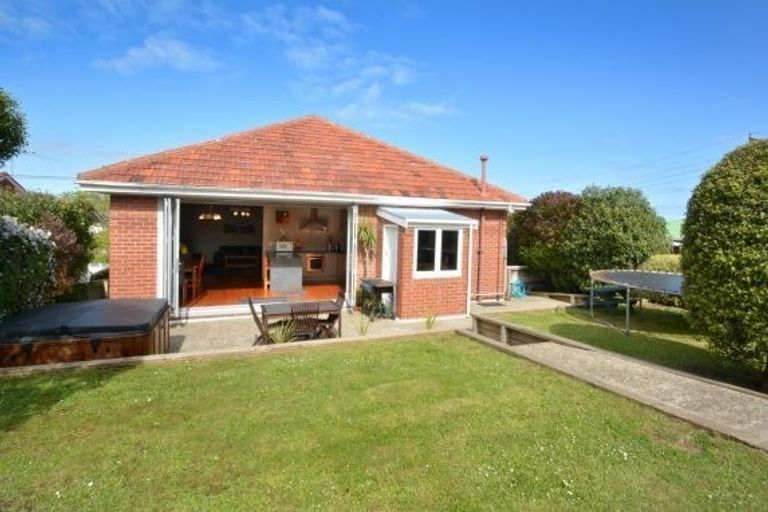 Photo of property in 24 Elgin Road, Mornington, Dunedin, 9011