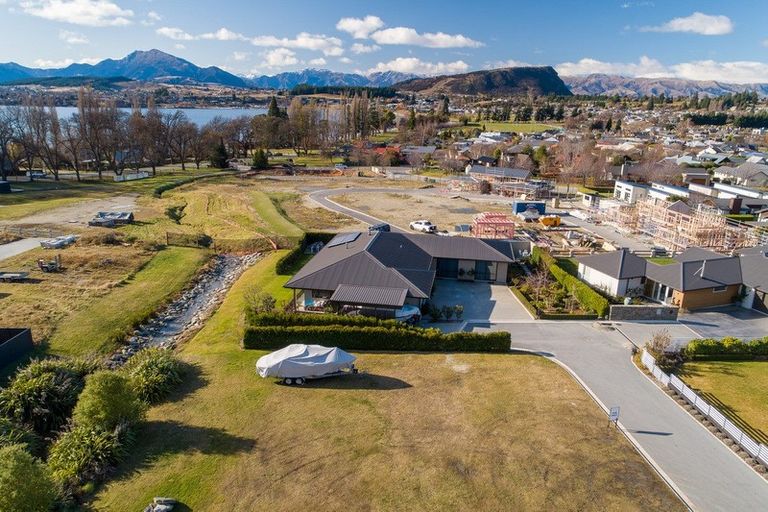 Photo of property in 7 Penny Lane, Wanaka, 9305