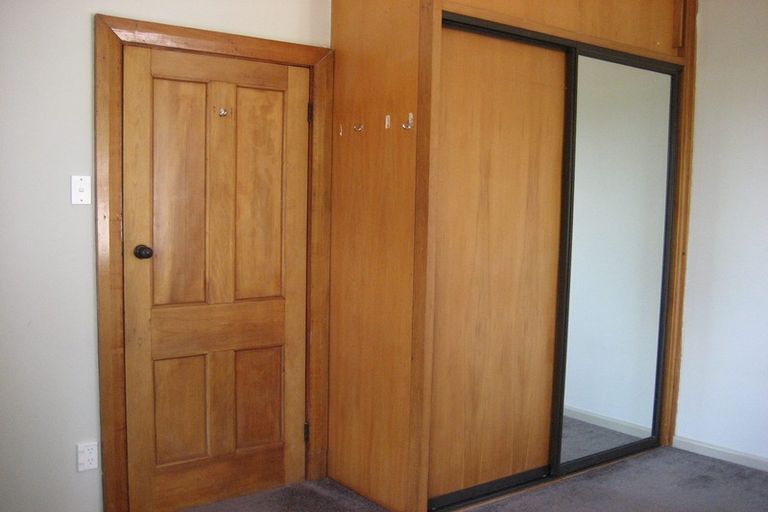 Photo of property in 26 Selwyn Road, Lyttelton, 8082