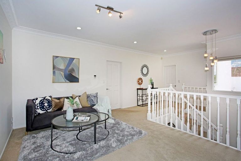 Photo of property in 50 Jane Eyre Drive, Somerville, Auckland, 2014