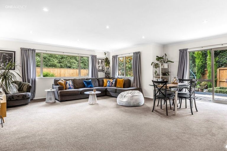 Photo of property in 19 Franklin Drive, Rangiora, 7400