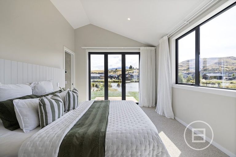 Photo of property in 22 Woolshed Road, Jacks Point, Queenstown, 9371