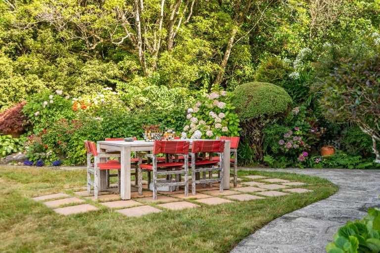 Photo of property in 39 Wairere Road, Belmont, Lower Hutt, 5010