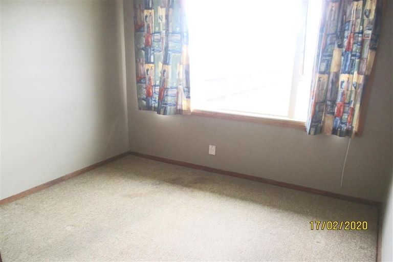 Photo of property in 92 Frensham Crescent, Woolston, Christchurch, 8062