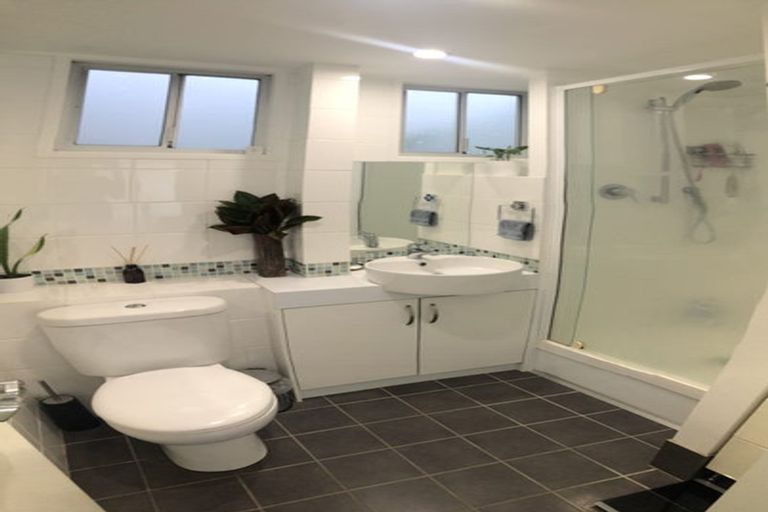 Photo of property in 3/64 Hattaway Avenue, Bucklands Beach, Auckland, 2012