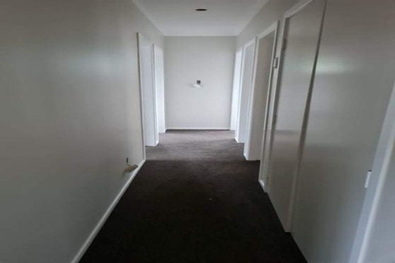 Photo of property in 20 Shanly Street, Brown Owl, Upper Hutt, 5018