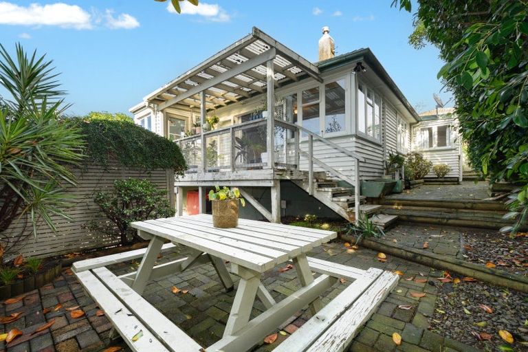 Photo of property in 9a Dunkirk Street, Gate Pa, Tauranga, 3112