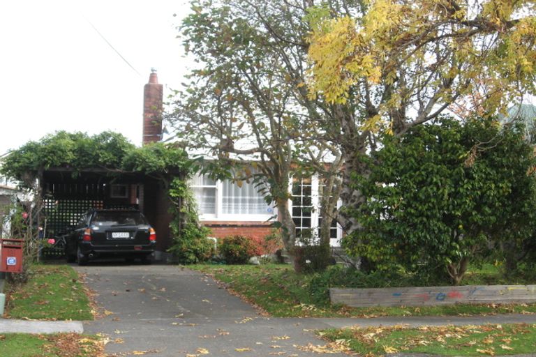 Photo of property in 2 Burnton Street, Epuni, Lower Hutt, 5011