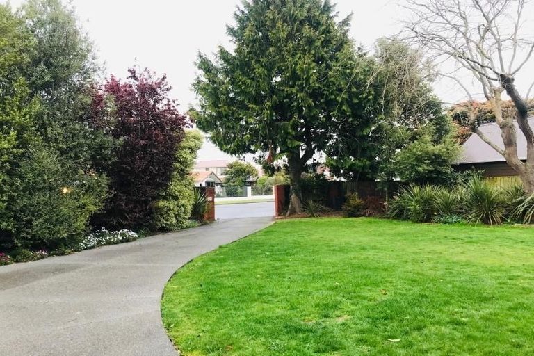 Photo of property in 10 Seneca Place, Burwood, Christchurch, 8083