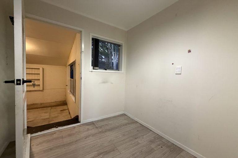 Photo of property in 69 Redoubt Road, Goodwood Heights, Auckland, 2105