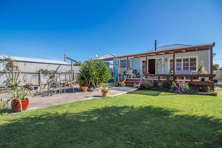 Photo of property in 157 Peel Street, Westport, 7825