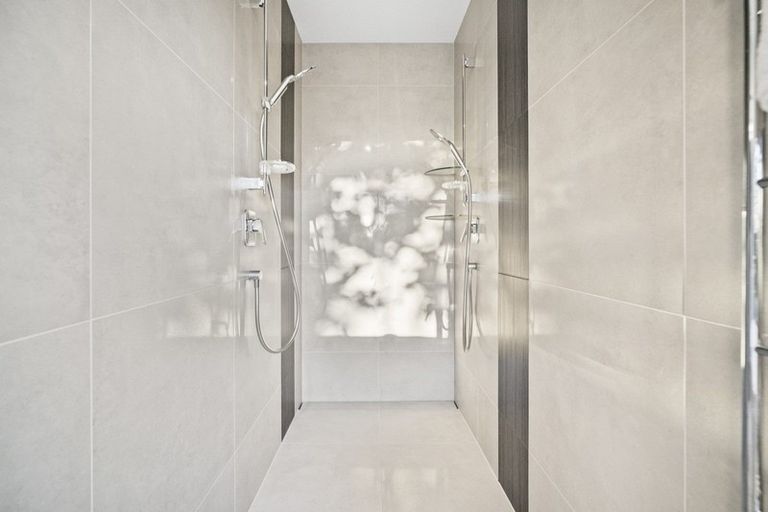 Photo of property in 8 Greenridge Lane, Merrilands, New Plymouth, 4312