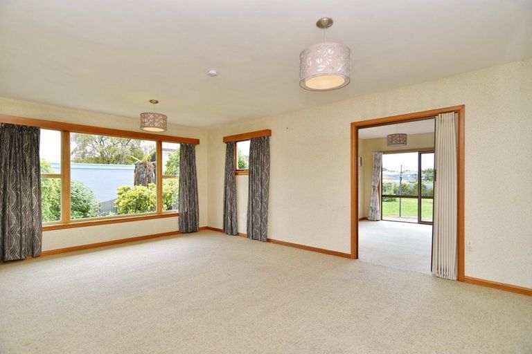 Photo of property in 84 East Belt, Rangiora, 7400