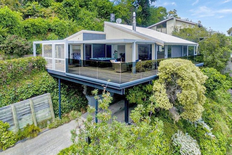 Photo of property in 29 Burns Road, Hospital Hill, Napier, 4110