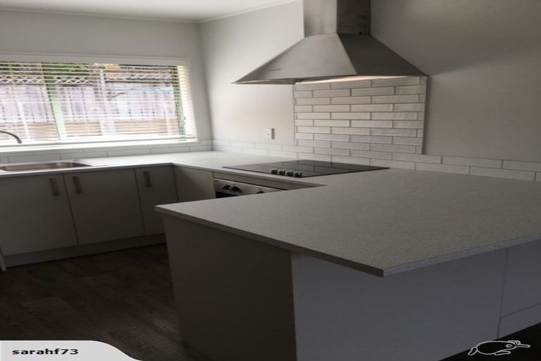 Photo of property in 42 The Glade South, Pukekohe, 2120