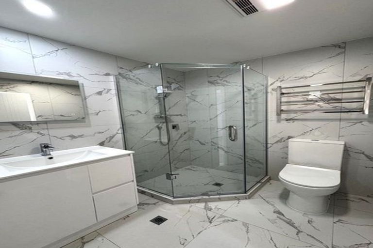 Photo of property in 56a Cyclamen Road, Mangere, Auckland, 2022