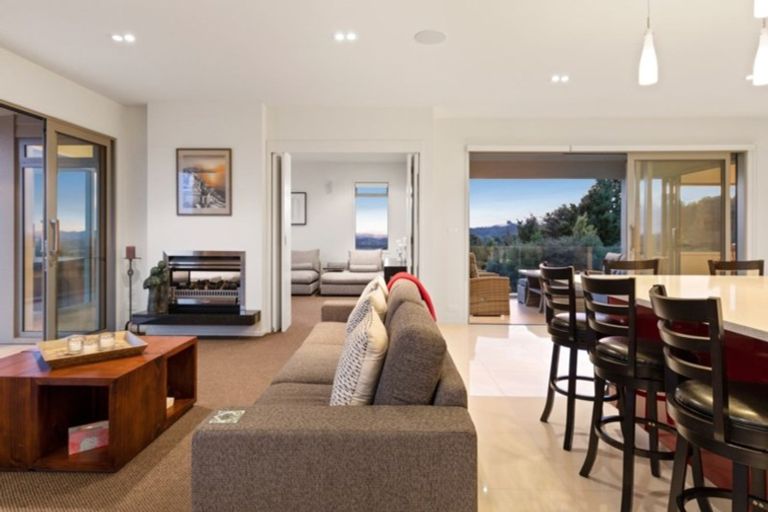 Photo of property in 55 Pinetone Road, Kumeu, 0892