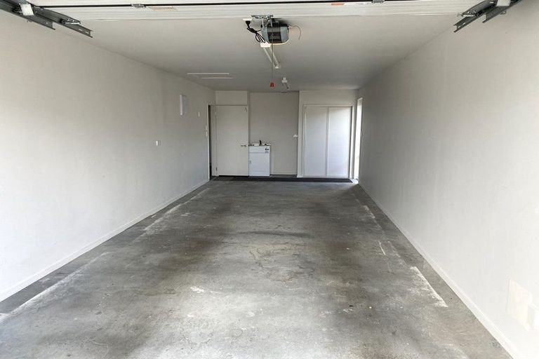 Photo of property in 36 Whakatipu Street, Pegasus, 7612