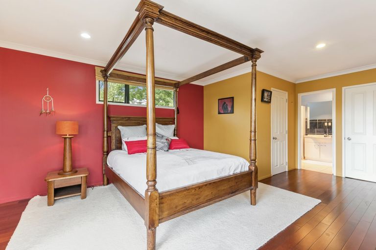 Photo of property in 17 Mull Place, Wattle Downs, Auckland, 2103