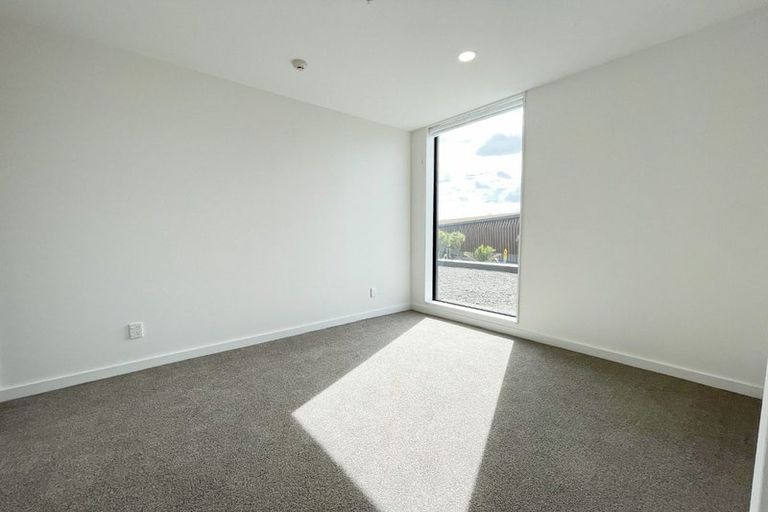 Photo of property in 202/19 Rawene Road, Birkenhead, Auckland, 0626