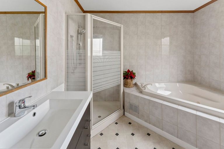 Photo of property in 99 Princes Drive, Britannia Heights, Nelson, 7010