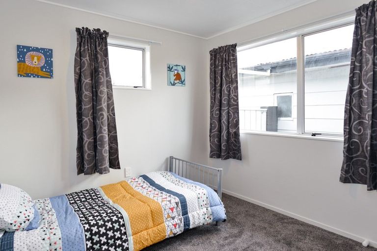 Photo of property in 9 Raleigh Place, Flaxmere, Hastings, 4120