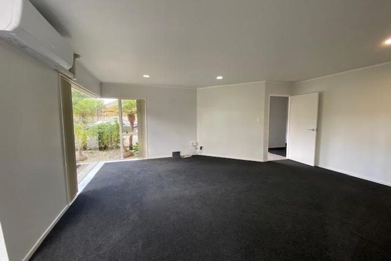 Photo of property in 30 Ben Nevis Place, Northpark, Auckland, 2013