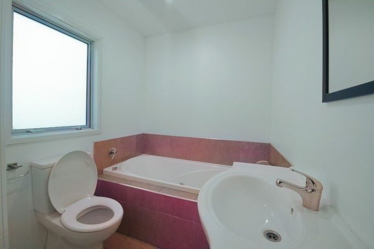 Photo of property in 100a Holloway Road, Aro Valley, Wellington, 6021