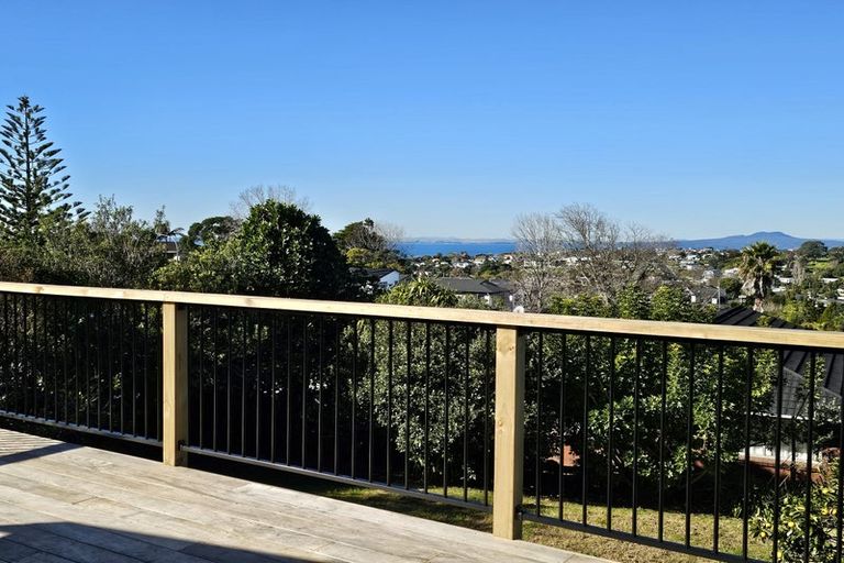 Photo of property in 4 Thelma Crescent, Torbay, Auckland, 0630