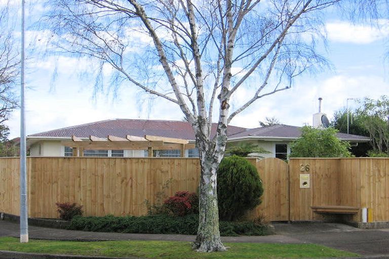 Photo of property in 26 Parkland Crescent, Terrace End, Palmerston North, 4410
