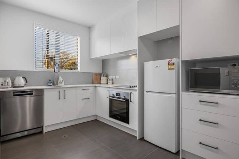 Photo of property in 2/9 Sherborne Street, St Albans, Christchurch, 8014