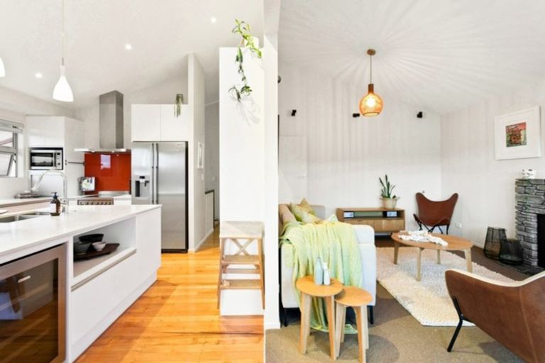 Photo of property in 23 Mayfair Crescent, Mairangi Bay, Auckland, 0630