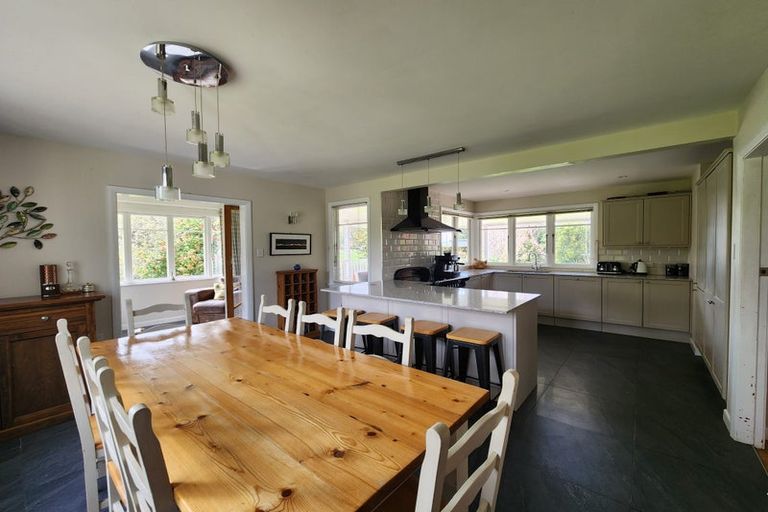 Photo of property in 42 Pigeon Valley Road, Wakefield, 7025