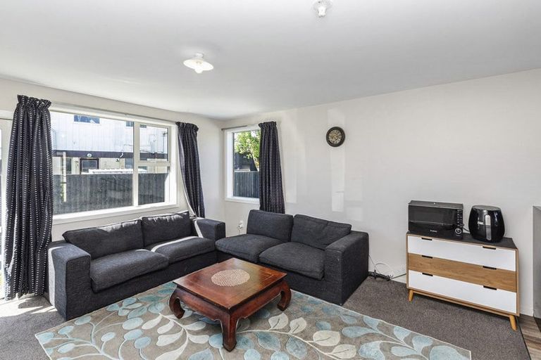 Photo of property in 3/25 Whitmore Street, Edgeware, Christchurch, 8013
