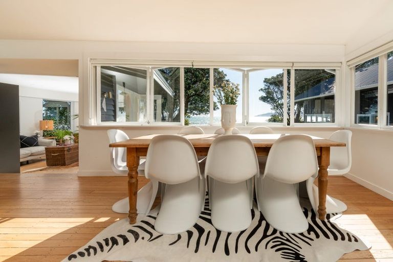 Photo of property in 55 Wharemauku Road, Raumati Beach, Paraparaumu, 5032