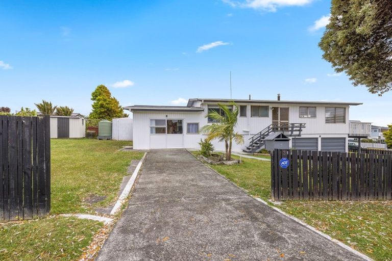 Photo of property in 3 Kauri Crescent, Snells Beach, 0920