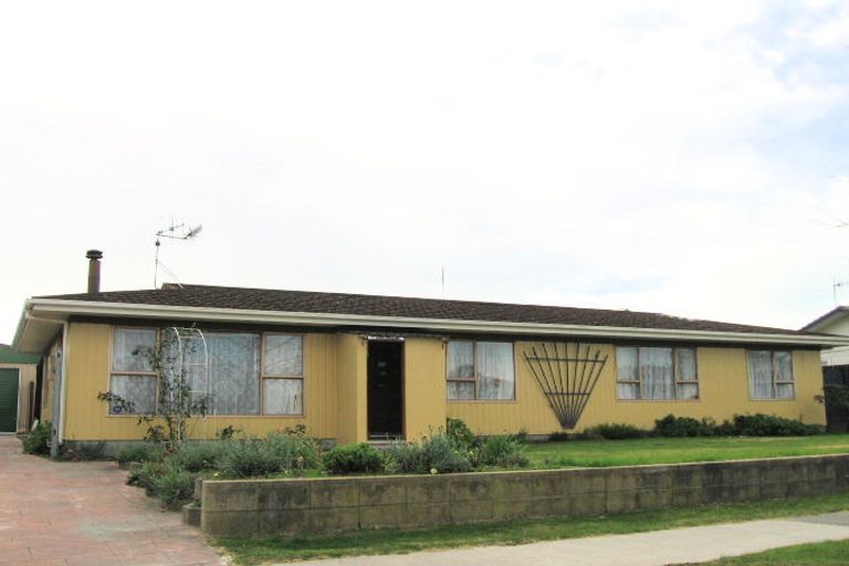 Photo of property in 14 Ranfurly Street, Tamatea, Napier, 4112