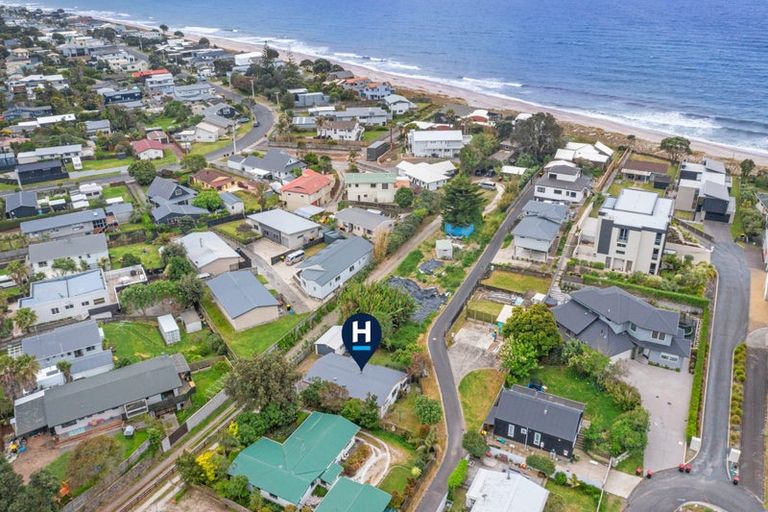 Photo of property in 1335b Papamoa Beach Road, Papamoa Beach, Papamoa, 3118