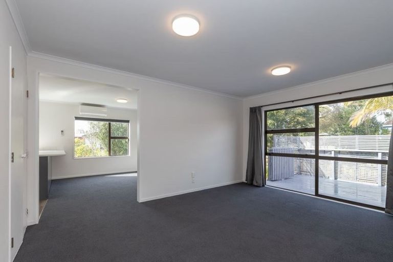Photo of property in 42 Garland Drive, St Andrews, Hamilton, 3200