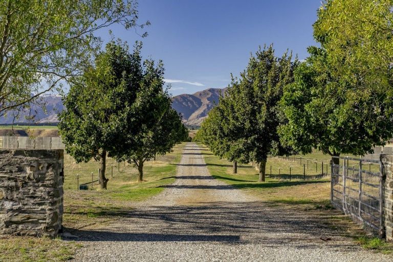 Photo of property in 182 Stevenson Road, Wanaka, 9382