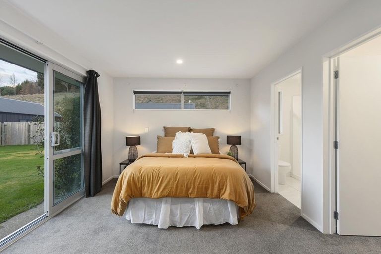 Photo of property in 52 Risinghurst Terrace, Lower Shotover, Queenstown, 9304