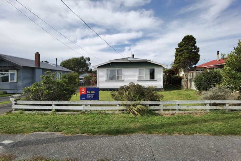 Photo of property in 116 Park Street, Hokitika, 7810