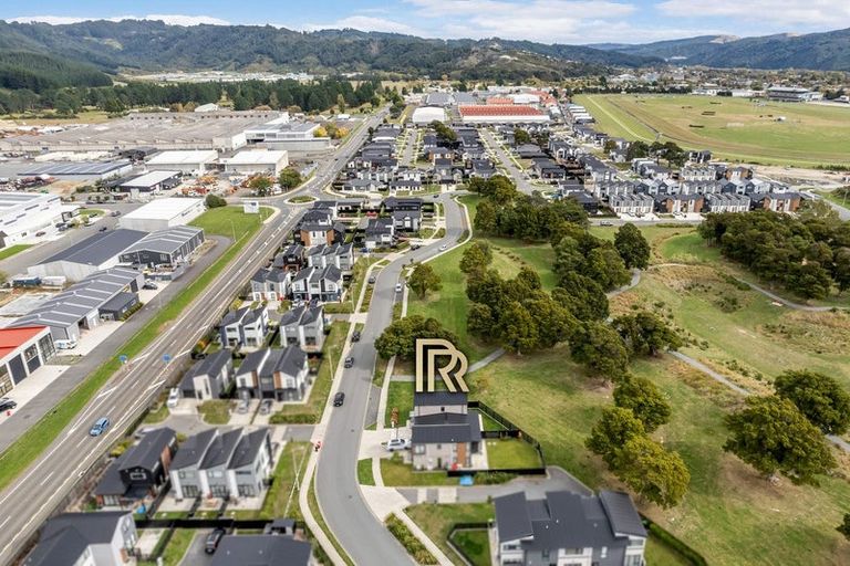 Photo of property in 84 Mawai Hakona Drive, Wallaceville, Upper Hutt, 5018