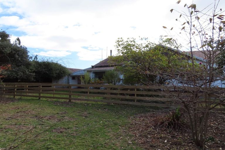 Photo of property in 2035 Maraekakaho Road, Raukawa, Hastings, 4171