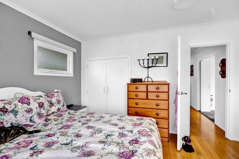 Photo of property in 14 Ropata Street, Hawera, 4610